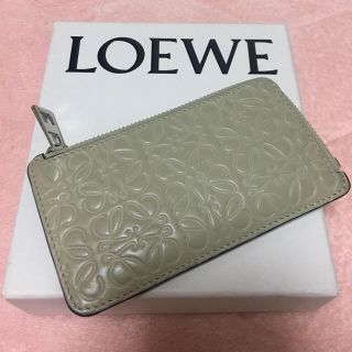 ロエベ(LOEWE)のロエベ カード コインケース ベージュ(コインケース)