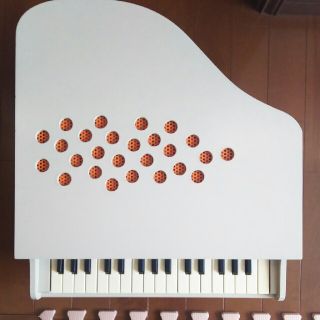 KAWAI★カワイミニピアノ P-32 白アイボリー USED(楽器のおもちゃ)