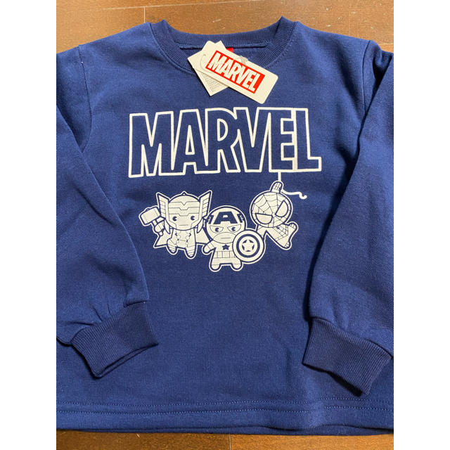 MARVEL(マーベル)の新品タグ付き　マーベル　トレーナー  120 キッズ/ベビー/マタニティのキッズ服男の子用(90cm~)(Tシャツ/カットソー)の商品写真