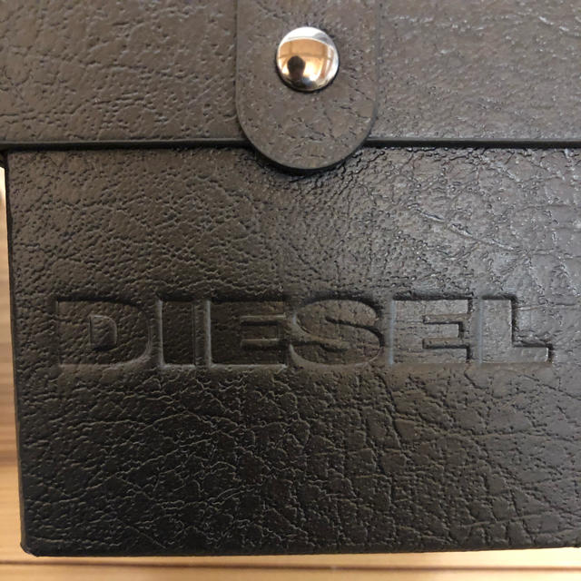 DIESEL(ディーゼル)のDIESEL ディーゼル 時計ケース インテリア/住まい/日用品のインテリア小物(小物入れ)の商品写真