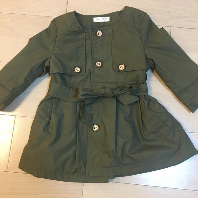 petit main(プティマイン)のミリタリー　トレンチ コート　90 キッズ/ベビー/マタニティのキッズ服女の子用(90cm~)(コート)の商品写真