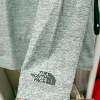 ザノースフェイス(THE NORTH FACE)のノースフェイス グレーハイネック(カットソー(長袖/七分))