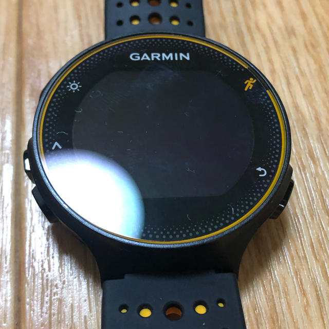 GARMIN(ガーミン)のガーミン GARMIN オレンジ　ブラック メンズの時計(腕時計(デジタル))の商品写真