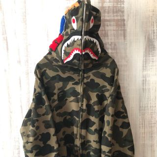 アベイシングエイプ(A BATHING APE)のエイプシャークパーカー(パーカー)