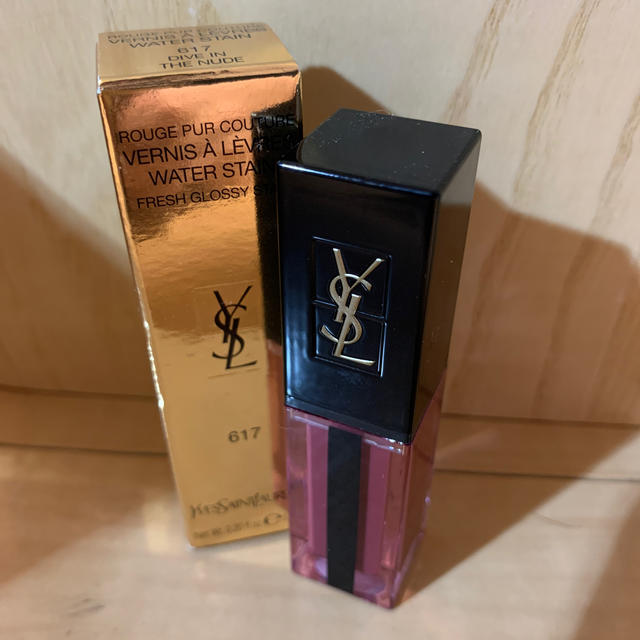 Saint Laurent(サンローラン)のYSL ルージュピュールクチュールウォーターステイン617 コスメ/美容のベースメイク/化粧品(口紅)の商品写真