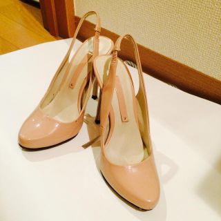 ザラ(ZARA)のZARA＊ピンクベージュパンプス(ハイヒール/パンプス)