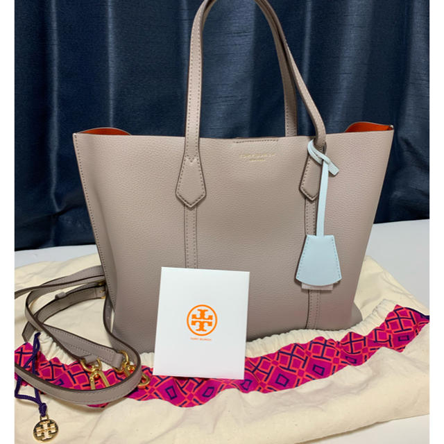 Tory Burch(トリーバーチ)の【新品未使用】TORY BURCH トリーバーチ ペリー トートバッグ ベージュ レディースのバッグ(トートバッグ)の商品写真