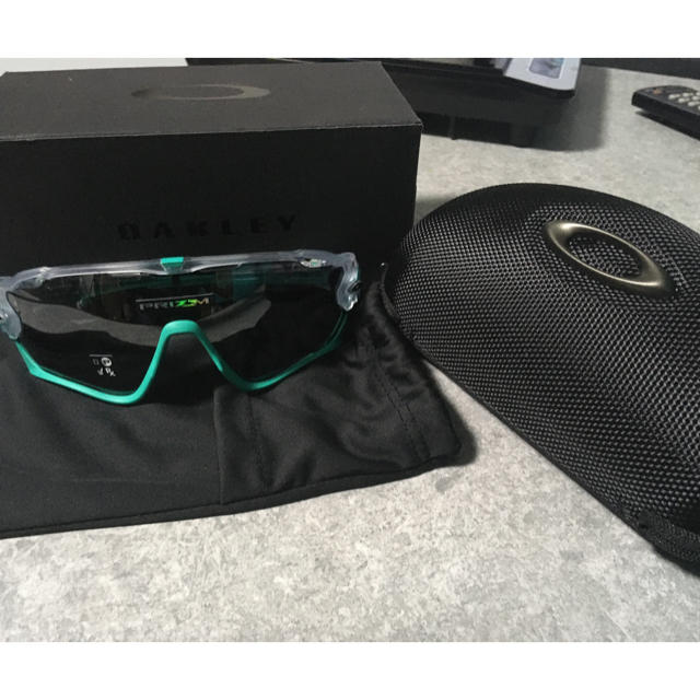 Oakley ジョーブレイカー Jawbreaker Crystal Pop