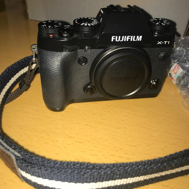 富士フイルム(フジフイルム)のレオちゃん様専用　FUJIFILM X-T1 スマホ/家電/カメラのカメラ(ミラーレス一眼)の商品写真