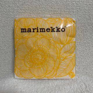 マリメッコ(marimekko)の【マリメッコ】新品　ペーパーナプキン　24×24センチ(テーブル用品)