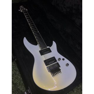 イーエスピー(ESP)のESP HORIZON-III 【Pearl White Gold】(エレキギター)