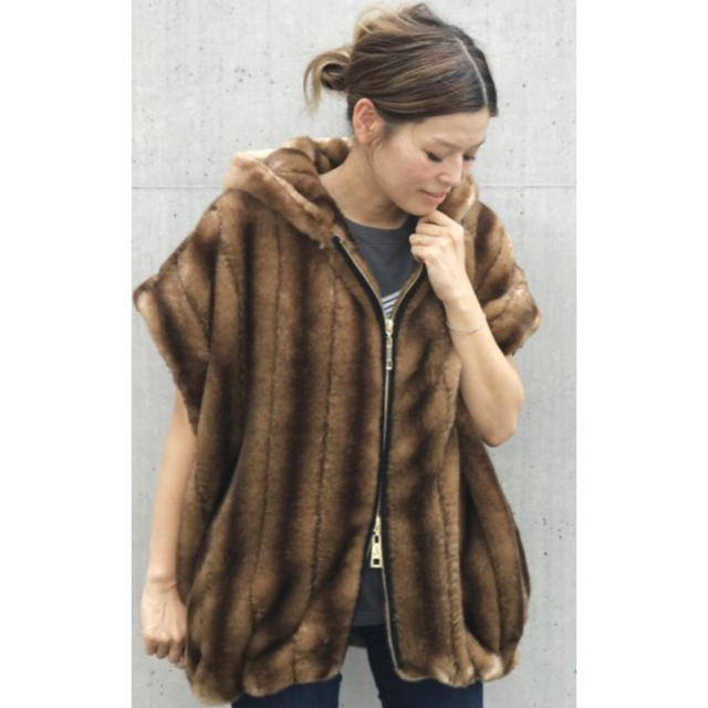 DEUXIEME CLASSE(ドゥーズィエムクラス)のDeuxiemeClasse☆a point FAKE FUR VEST☆ レディースのジャケット/アウター(その他)の商品写真