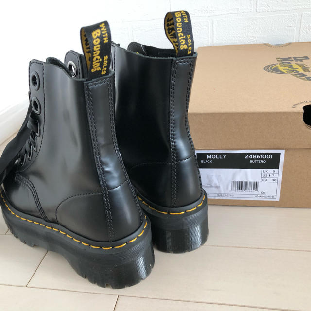 Dr.Martens(ドクターマーチン)の【新品未使用】23.5 ドクターマーチン MOLLY ブーツ　リボン レディースの靴/シューズ(ブーツ)の商品写真