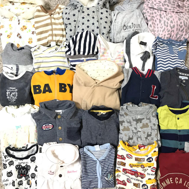 babyGAP(ベビーギャップ)の100cm以下❤ロンパース❤まとめ売り❤40点 かわいい帽子付き キッズ/ベビー/マタニティのベビー服(~85cm)(ロンパース)の商品写真