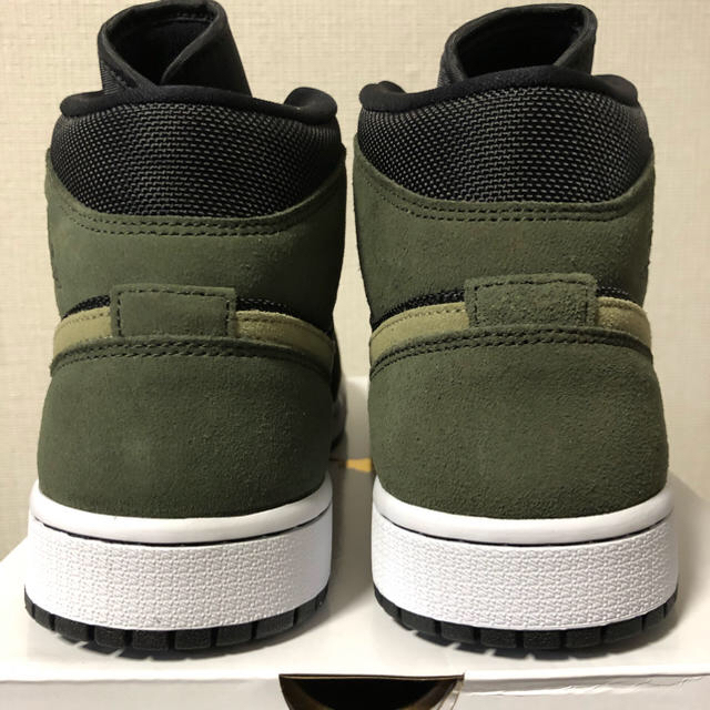 NIKE(ナイキ)の【新品】NIKE AIR JORDAN1 MID MILITARY ミリタリー レディースの靴/シューズ(スニーカー)の商品写真