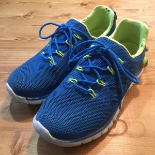 リーボック(Reebok)のリーボック　スニーカー　23cm♪ レディース、キッズに(*^^*)(スニーカー)