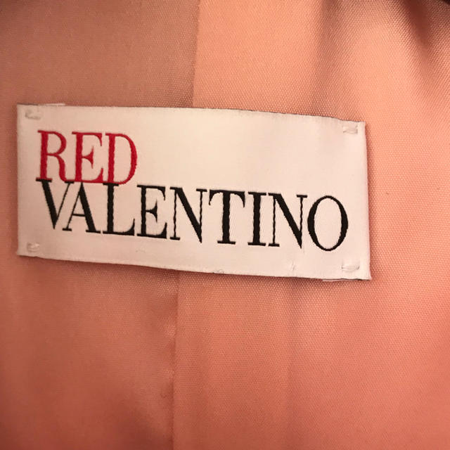 VALENTINO(ヴァレンティノ)のヴァレンティノ   コート レディースのジャケット/アウター(ピーコート)の商品写真