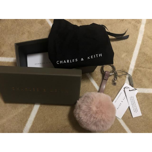 Charles and Keith(チャールズアンドキース)のCHARLES &KEITH チャーム レディースのファッション小物(キーホルダー)の商品写真