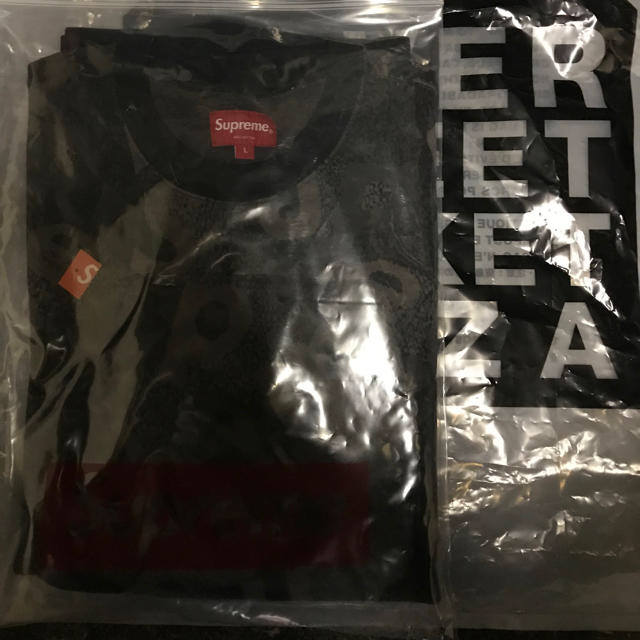 Supreme(シュプリーム)のLサイズ シュプリーム 19AW Scatter Text Crewneck 黒 メンズのトップス(ニット/セーター)の商品写真