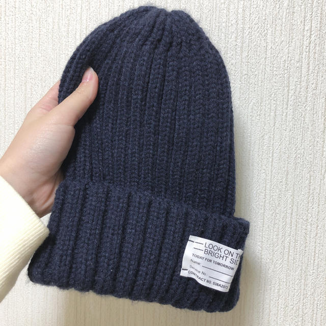 ZARA(ザラ)のニット帽 紺 レディースの帽子(ニット帽/ビーニー)の商品写真