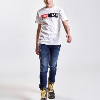 ディーゼル(DIESEL)のDIESEL ディーゼルキッズ　リバイバルロゴT 8Y 130cm(Tシャツ/カットソー)