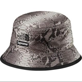 シュプリーム(Supreme)のSupreme north face Snake Reversible Hat黒(ハット)