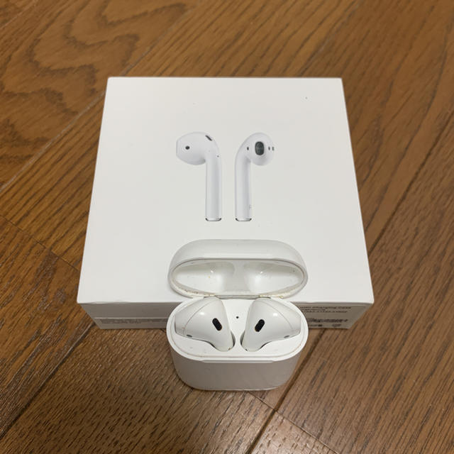 AirPods