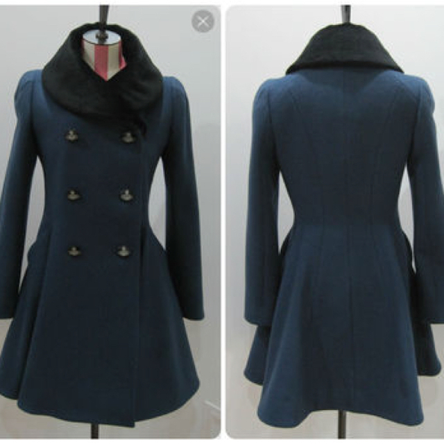 プッシュされた製品 Vivienne Westwood Aラインコート ブルー 未使用