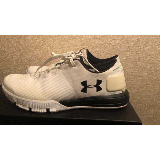 UNDER ARMOUR(アンダーアーマー)の★アンダーアーマー　アルティメット27センチ（26.5センチの人用） メンズの靴/シューズ(スニーカー)の商品写真