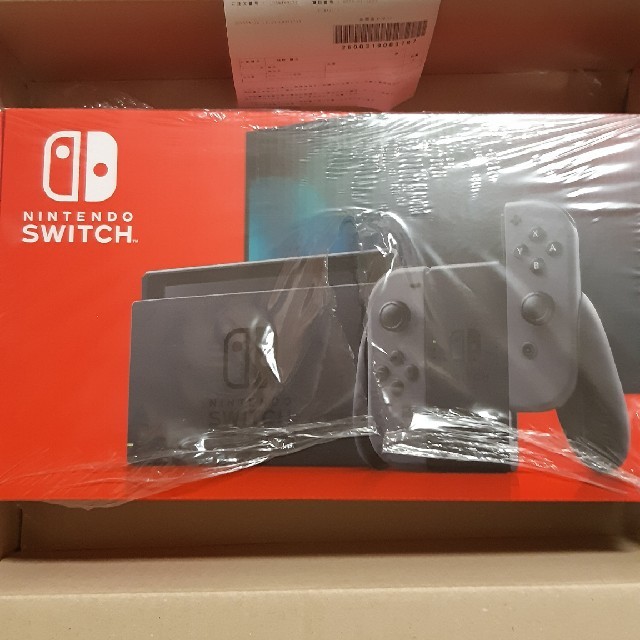 Switch　スイッチ　新型　新品　送料無料　納品書ありエンタメ/ホビー