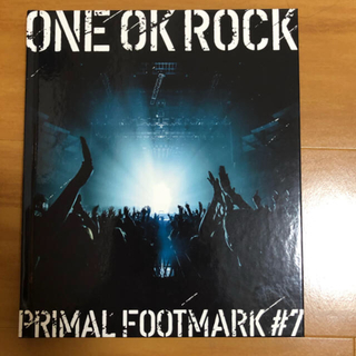 ワンオクロック(ONE OK ROCK)の【美品】ONEOKROCK PRIMAL FOOTMARK #7 写真集　特典付(アート/エンタメ)