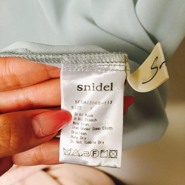 SNIDEL(スナイデル)のスナイデル シフォンチュニック 値下げ レディースのトップス(シャツ/ブラウス(半袖/袖なし))の商品写真