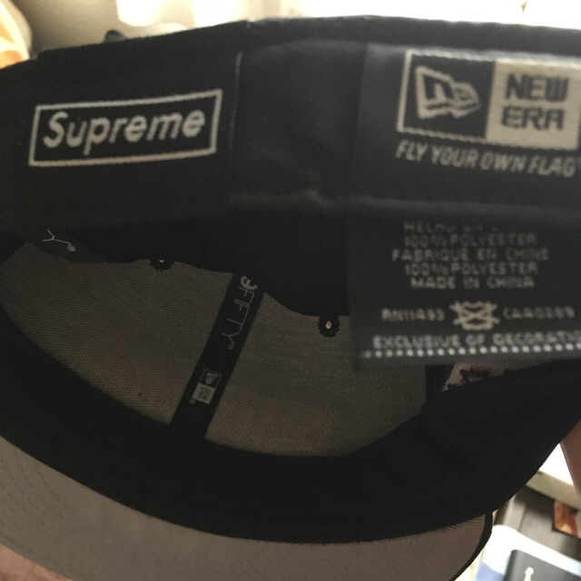 Supreme(シュプリーム)のSupreme New era キャップ 59FIFTY メンズの帽子(キャップ)の商品写真