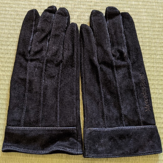 【12/31までSALE】メルセデス・ベンツ　手袋　ブラック メンズのファッション小物(手袋)の商品写真