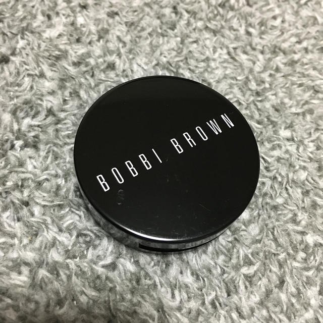 BOBBI BROWN(ボビイブラウン)のボビィブラウン　ミニブロンザー　トラベルサイズ コスメ/美容のベースメイク/化粧品(フェイスカラー)の商品写真