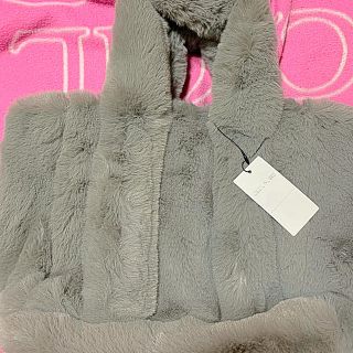 セシルマクビー(CECIL McBEE)のCECIL McBEE☆最新☆新品☆ファーバック☆グレー☆(トートバッグ)