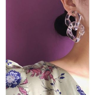 アメリヴィンテージ(Ameri VINTAGE)の【美品】軽い、clearピアス💎(ピアス(両耳用))