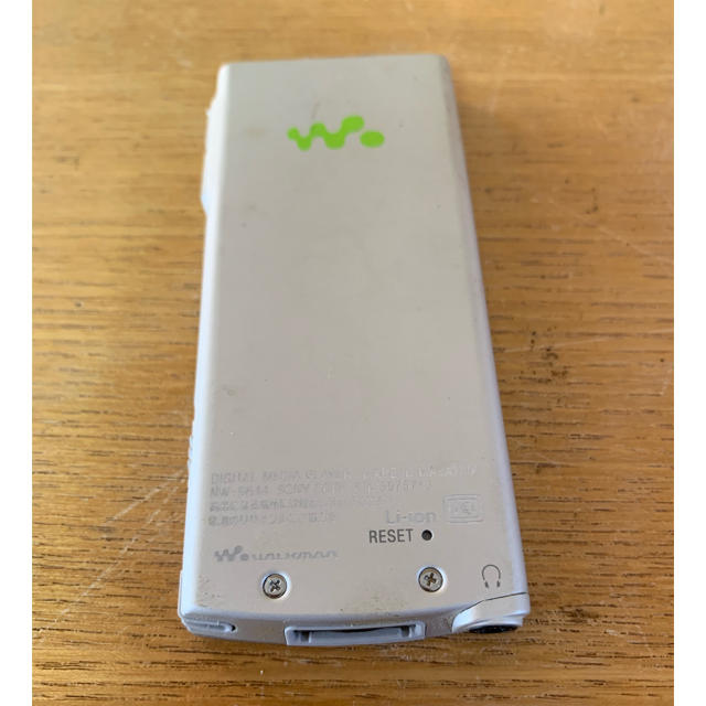 WALKMAN(ウォークマン)のソニー・ネットワークWALKMAN！モデル・ＮＷ-Ｓ６６０！ スマホ/家電/カメラのオーディオ機器(ポータブルプレーヤー)の商品写真