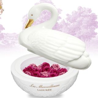 レメルヴェイユーズラデュレ(Les Merveilleuses LADUREE)の限定♥️ラデュレ リミテッド エディション ローズ ラデュレ 101(チーク)