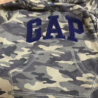 ベビーギャップ(babyGAP)のギャップロンパース 迷彩柄(ロンパース)