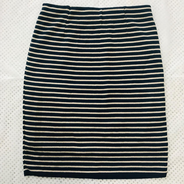 armoire caprice(アーモワールカプリス)の☆ニットスカート☆ レディースのスカート(ひざ丈スカート)の商品写真