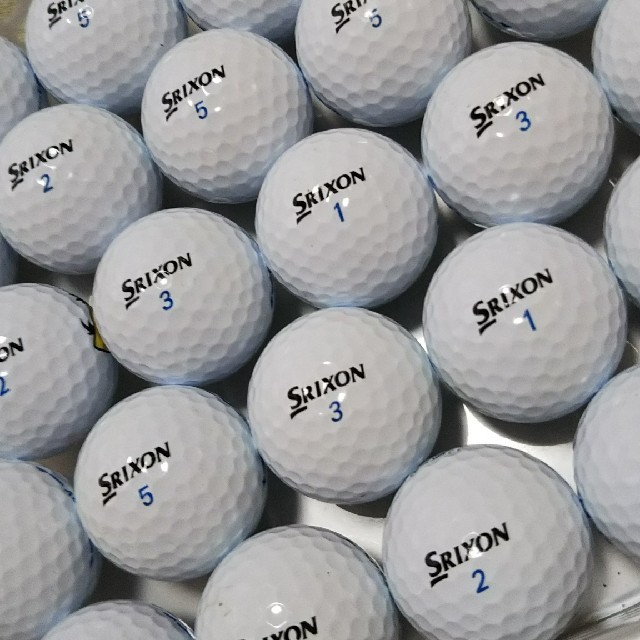 Srixon(スリクソン)のゴルフボール      SRIXON スポーツ/アウトドアのゴルフ(その他)の商品写真