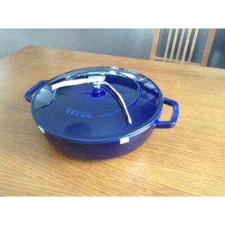 ストウブ(STAUB)のソテーパン ブレイザー w/システラドロップ ストラクチャーラウンド 28cm(鍋/フライパン)