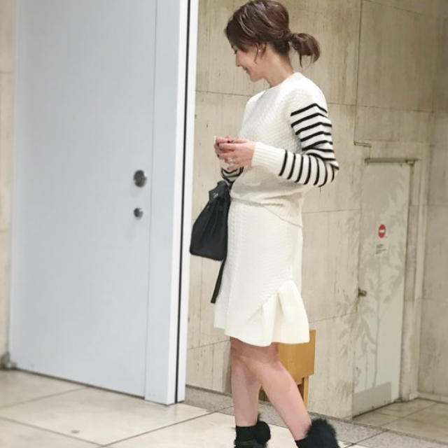 人気を誇る パールボタントップスとパンツの 極美品 終売品 BORDERS