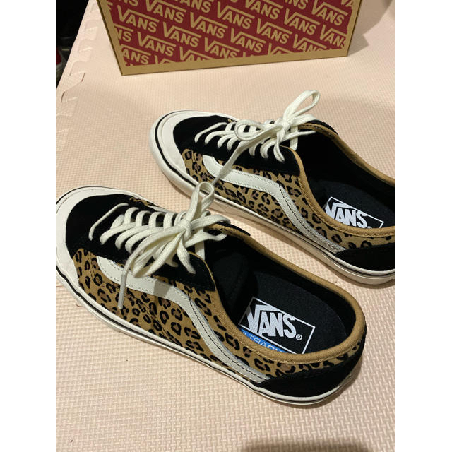 vans 「OLD SKOOL」