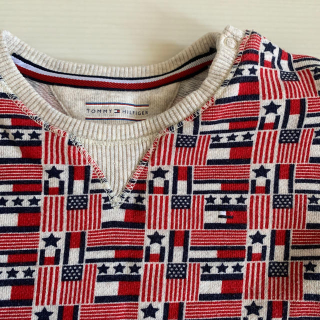 TOMMY HILFIGER(トミーヒルフィガー)のTommyトップス キッズ/ベビー/マタニティのベビー服(~85cm)(シャツ/カットソー)の商品写真