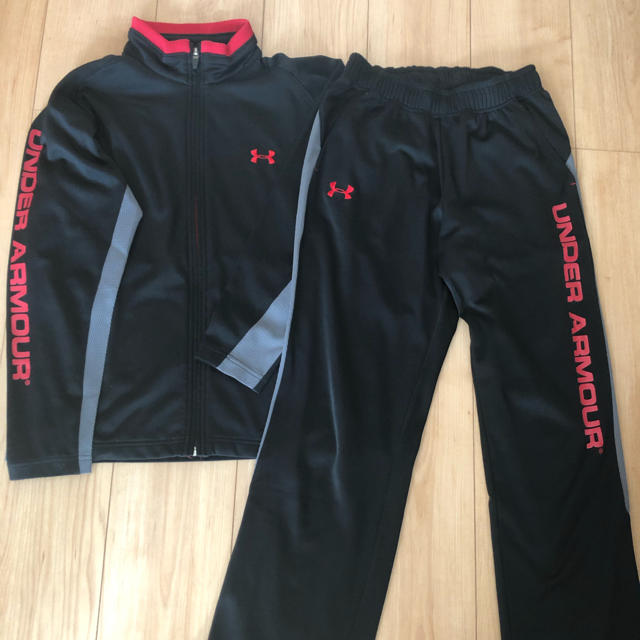 UNDER ARMOUR(アンダーアーマー)のアンダーアーマー ジャージ上下 YLG キッズ/ベビー/マタニティのキッズ服男の子用(90cm~)(その他)の商品写真