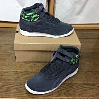 リーボック(Reebok)の送込！新品未使用フリースタイルハイエデン(スニーカー)