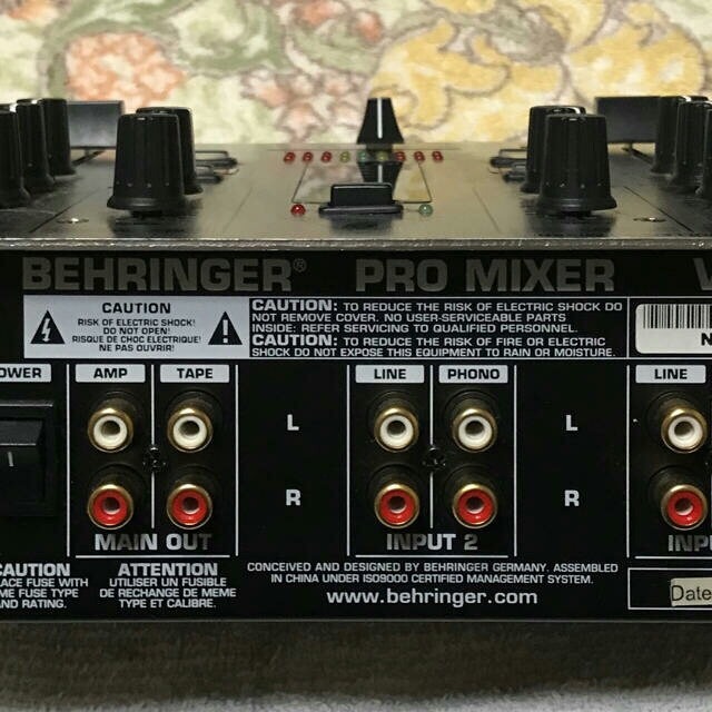 behringer PRO MIXER VMX100 w/BPM Counter 2