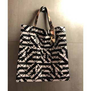 イッセイミヤケ(ISSEY MIYAKE)のhakarinkoさま専用  レア柄　BAOBAO トートバッグ(トートバッグ)